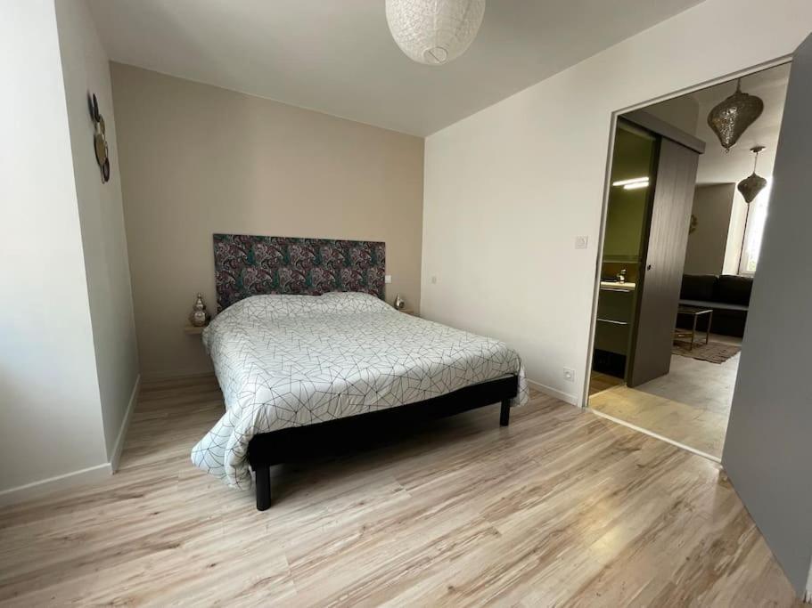 T2 Refait A Neuf Sur Le Theme Oriental Apartment Rodez Exterior foto