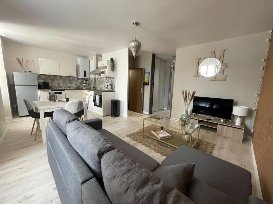 T2 Refait A Neuf Sur Le Theme Oriental Apartment Rodez Exterior foto
